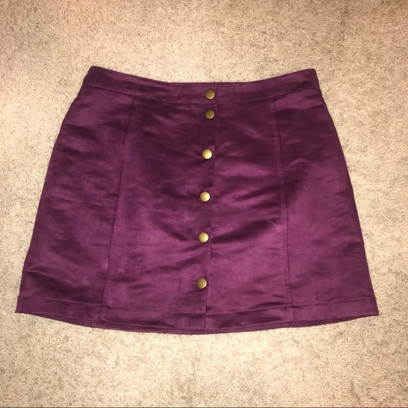 Old Navy Dresses & Skirts - Faux Suede Button Down Skirt